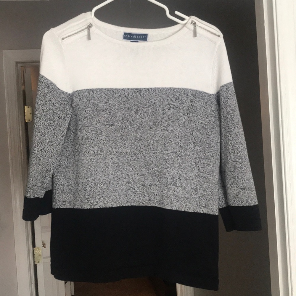 3/4th sleeve sweater